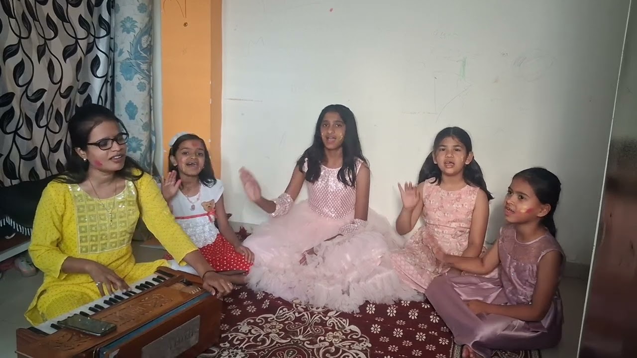 राग काफी  # आज खलो शाम संग  होरी # with my students 😊