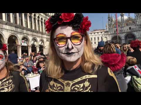 Video: Karneval V Benátkách Je Chromý - Matador Network