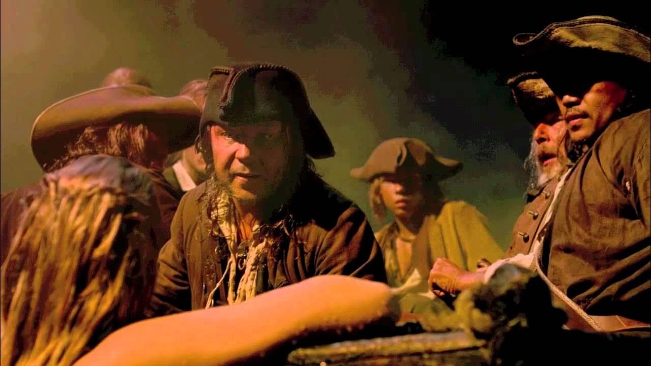 Hoist the colours пираты карибского моря. Повешенные пираты карибского моря. Пираты карибского моря джек воробей смешной. Что поёт пират песня. Эван пиратов песня.
