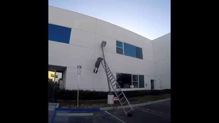 🈷️LADDER SAFETY - NEVER LEAN LADDERS AGAINST UNSTABLE SURFACES