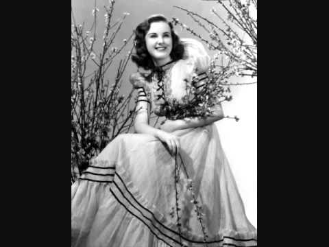 Deanna Durbin - Amapola (Pretty Little Poppy) (1940)