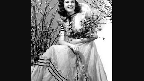 Deanna Durbin - Amapola (Pretty Little Poppy) (1940)