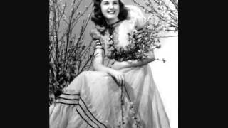 Deanna Durbin - Amapola (Pretty Little Poppy) (1940) chords