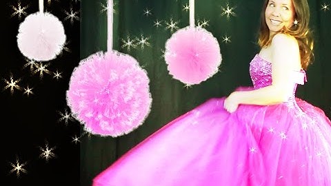 How to make tulle pom poms