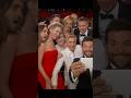 Il selfie degli #Oscar 2014 di #EllenDeGeneres è tra le 100 foto che hanno cambiato il mondo! 🌍📸