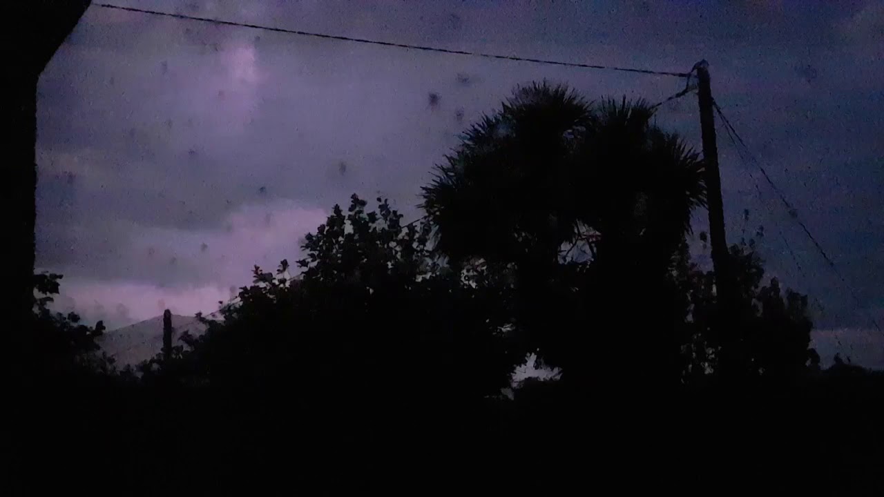 Lightning Storm in Ireland 27th May 4.20AM YouTube