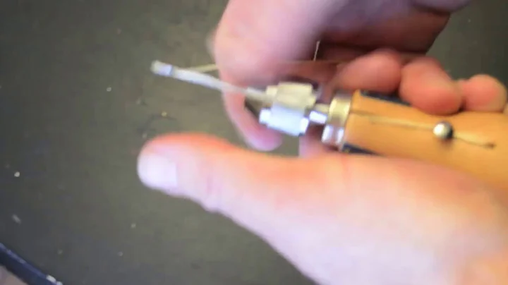 How to Use a Speedy Stitcher Sewing Awl