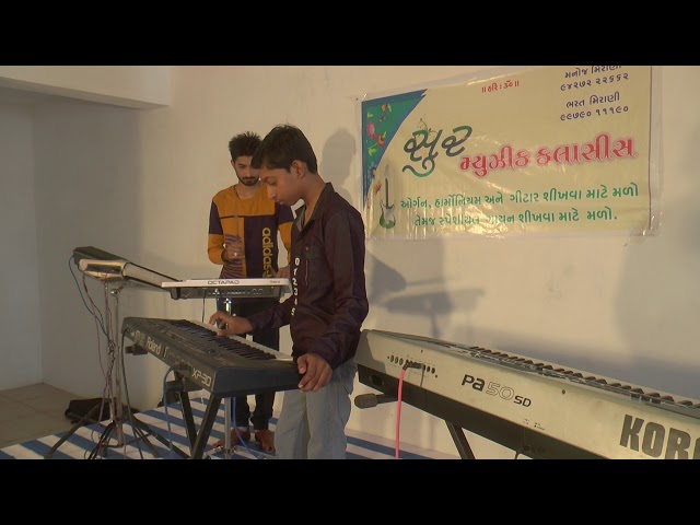 Raat kali Ek khwab mein Aayi key board plying by meet- sur music classes morbi class=