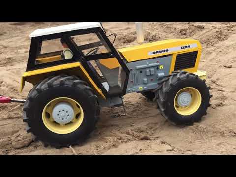 Ursus 1224 rc.CONSTRUCTION