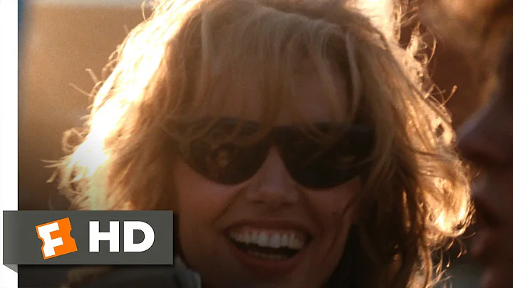 Thelma & Louise (6/11) Movie CLIP - Thelma Robs a ...