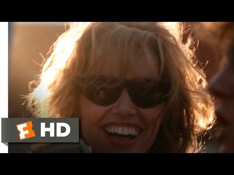 thelma-&-louise-(6/11)-movie-clip---thelma-robs-a-store-(1991)-hd