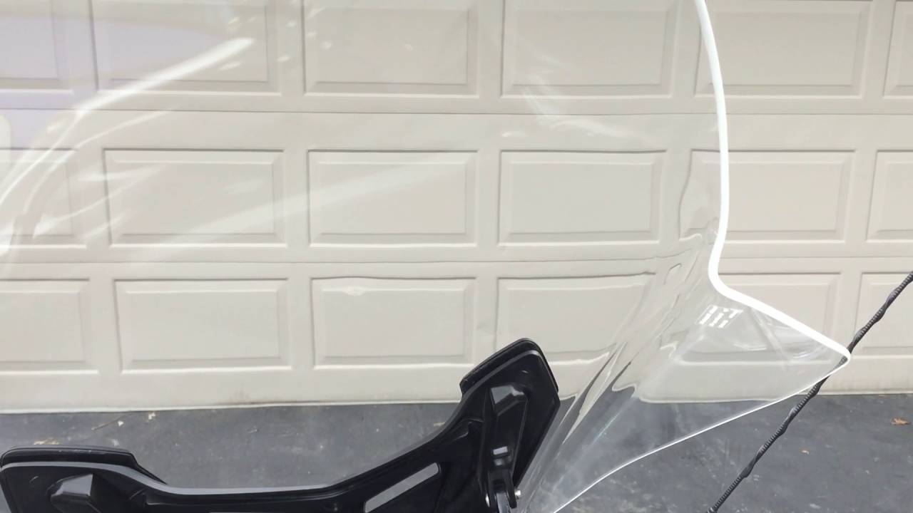 distortion in windscreen - YouTube