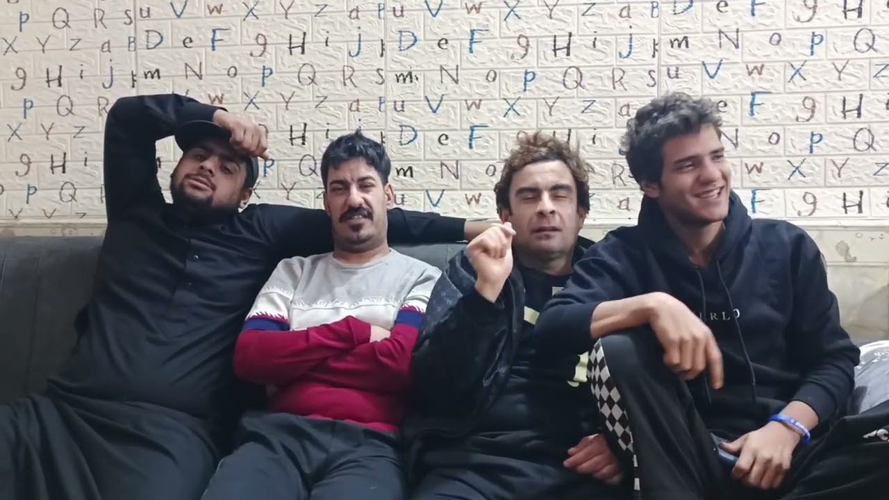 تحدي أسئلة بين الشباب 😂 ضحك للنهاية