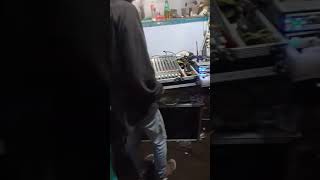Bapak kusnadi bos sound system sukorejo pasuruan bersama operator kipli mahesa live dayurejo