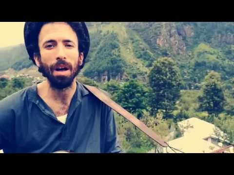 יפתח דקל מים מתוקים של מאיר אריאל בחווה של אדם הודו 