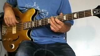 Video thumbnail of "Roy Orbison - Only The Lonely - Bass Cover"