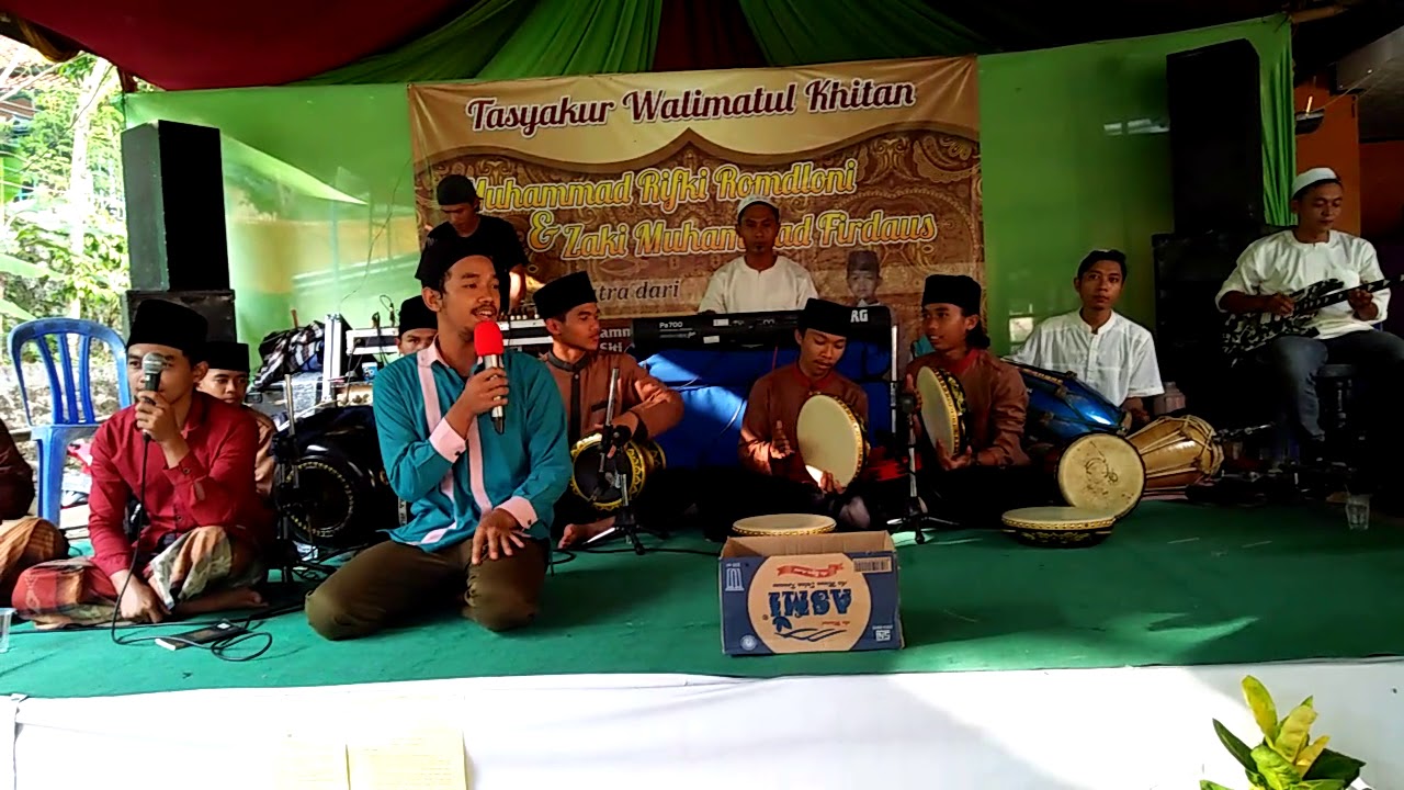 Jangan pura-pura versi almuhibbin - YouTube