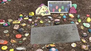 Garden of Hope adorns Debbie Moberg memorial