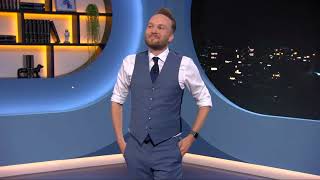 Scene uit Avondshow met Arjen Lubach - Cam inside Coffin Queen Elizabeth hilarisch