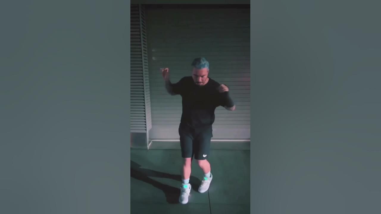 Tirándome UN PASO ⚡️ muestrame como tú lo haces #jbalvin #newsong