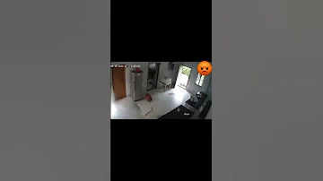 خطرالغاز شاهد حجم الإنفجار رغم إن الأبواب مفتحه الرجاءمشاركةالمنشورو الغرض من نشرالمقطع التوعيه 