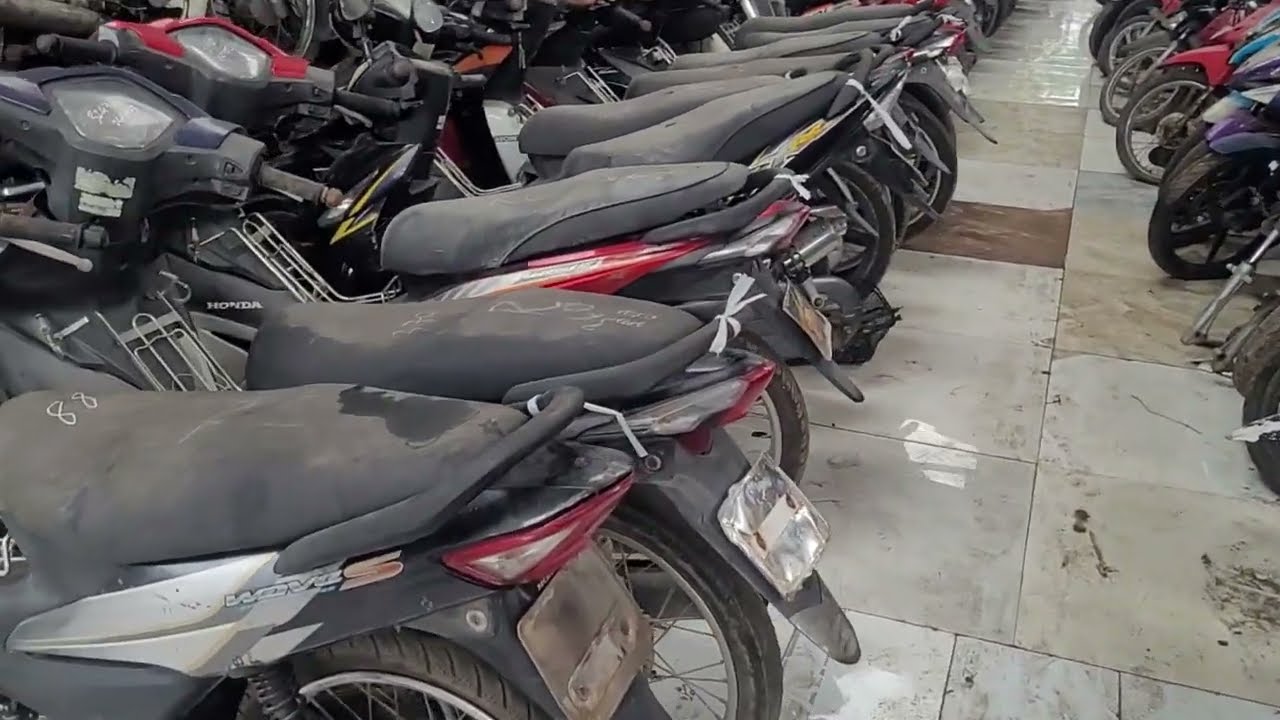 CÓ GÌ MỚI LÀ ĐĂNG CHO ACE XEM NHÉ BÃI XE CẦU VĨ VỀ XE NHIỀU