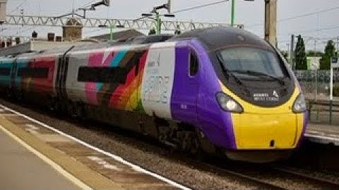 Avanti Class 390 ‘Progress’ passing Nuneaton [4K60 HDR]
