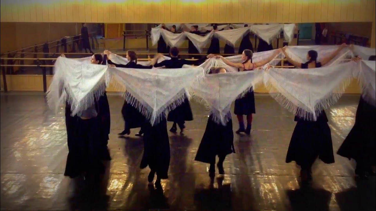 Танец с платками видео