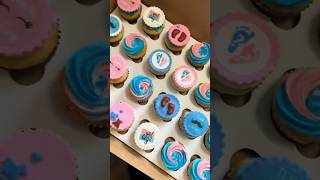 Gender Reveal Cupcakes 💕💙 #genderreveal #genderrevealcupcakes #cupcakedecoration #fondanttopper