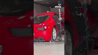 İstanbul’da 17 milyonluk Ferrari kazası!