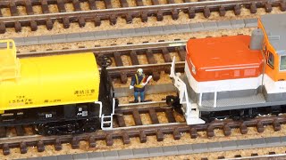 自動連結/解放! Zゲージ用カプラーで再現 / Nゲージ 鉄道模型 レイアウト How to uncouple model trains (Micro Trains N or Z scale)