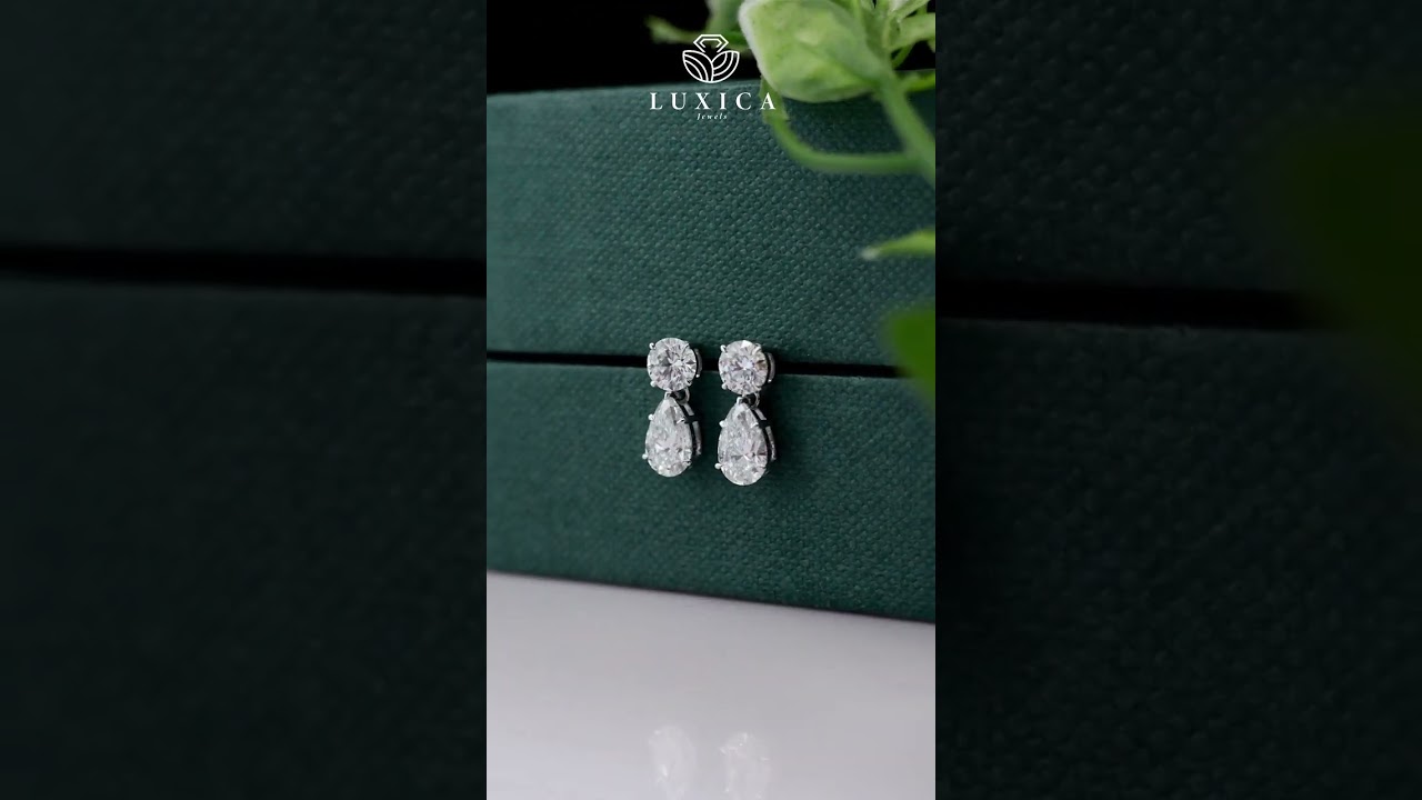 Glamourous Pear Drop Diamond Earring