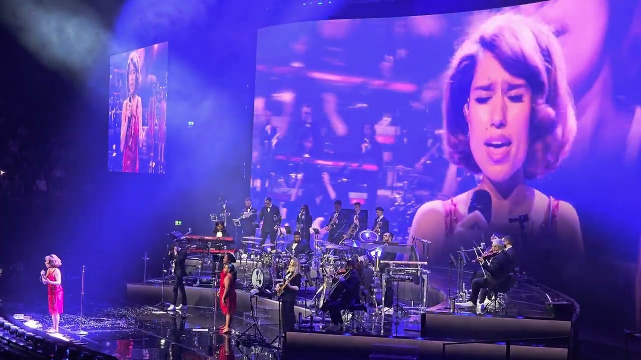 RAYE - THIS TOUR MAY CONTAIN NEW MUSIC Part29 #raye #ziggodome #28Jan2026