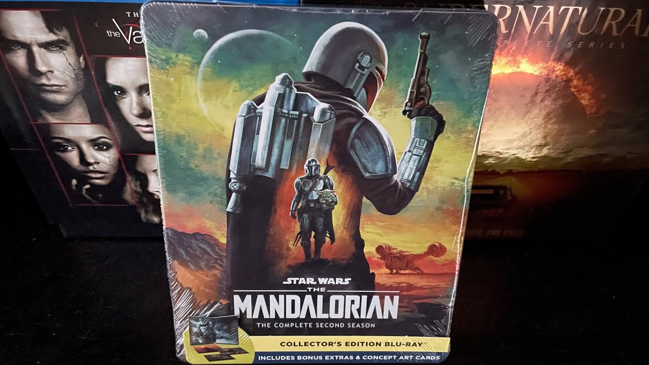 The Mandalorian: The Complete Second Season Blu-ray SteelBook Unboxing 