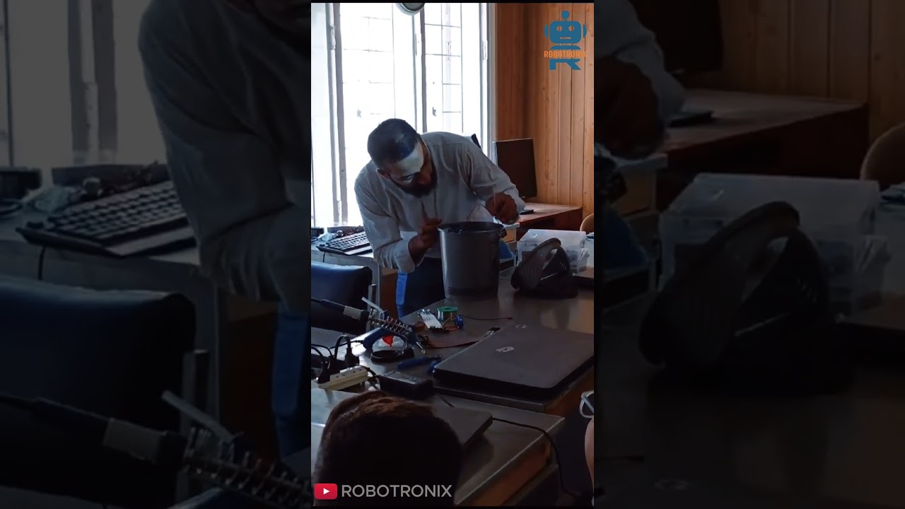 STEAM Robotics Expert Shares Top DIY Project for Kids! | Robotronix | Smart dustbin