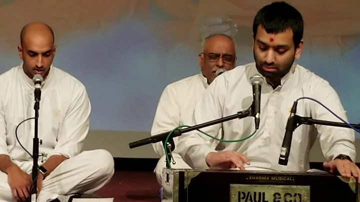 Bhavesh Shukla BAPS swaminarayan kirtan in Ravi Sa...