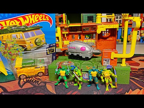 Teenage Mutant Ninja Turtles Set from 1994 and 2003