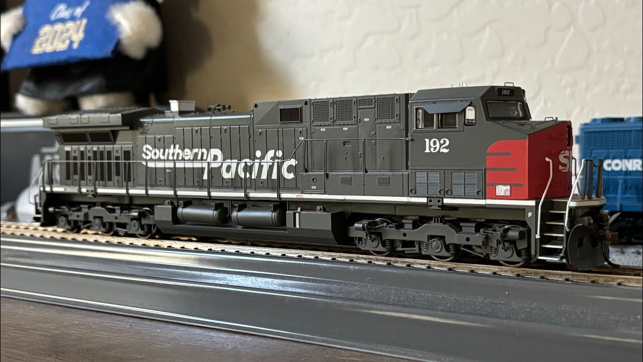 Athearn Ho Southern Pacific A C4400 【公式通販】