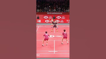 🤯🤯🤯 BROKEN STRINGS? NO PROBLEM! 🤯🤯🤯 The action NEVER STOPS! 😱🤯🤯🤯 Subscribe for more epic Badminton !