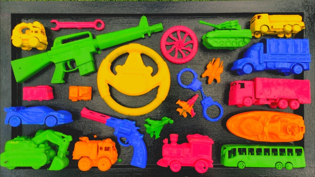 Membersihkan Mainan Mobil Balap, Truk Molen, Kereta Api, Excavator, Tank Baja, Speed Boat, Pesawat