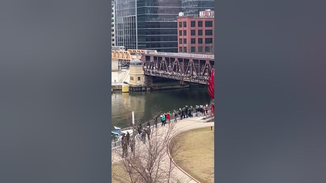 why-do-they-dye-the-chicago-river-green-in-honor-of-st-patrick-s-day