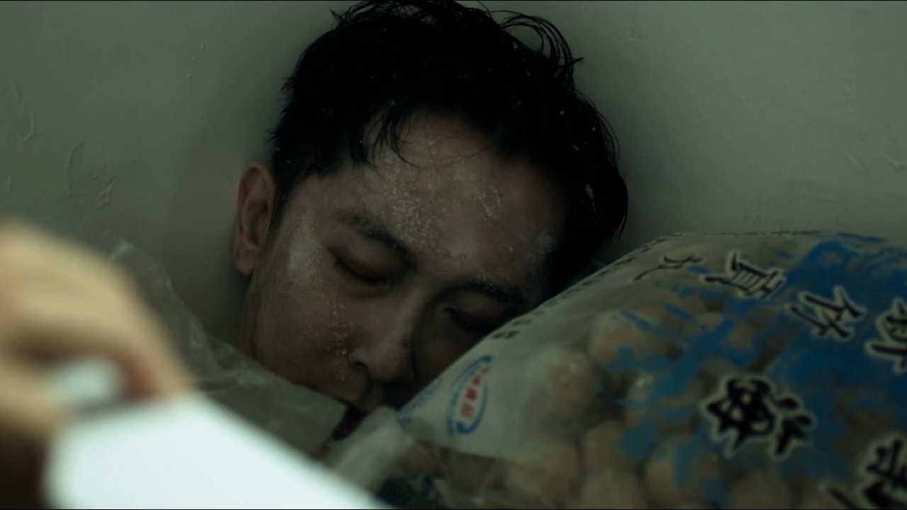 手术前一天医生突然消失，后竟在患者家里发现其尸体，是蓄意报复还是栽赃陷害？#悬疑剧#影视解说#刑侦#电视剧