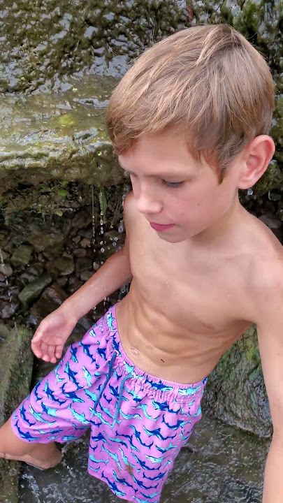 I got cut bad on this Rock. #abs