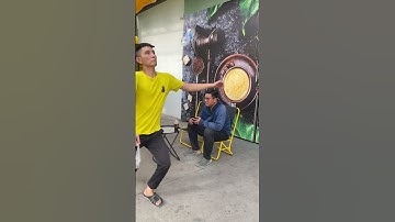 Cười không nhặt được miệng với những pha cà phê hài hước