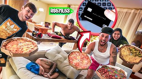 PEGUEI O CARTÃO DO MEU AMIGO ENQUANTO ELE DORMIA E PAGUEI $579,53 EM PIZZA !! 🍕