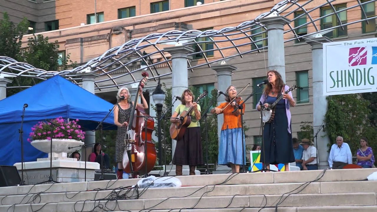 Banjo Pickin' Girl Honey Holler band YouTube