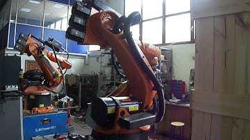 KUKA KR150-2 series 2000 industrial robot at www.EUROBOTS.NET