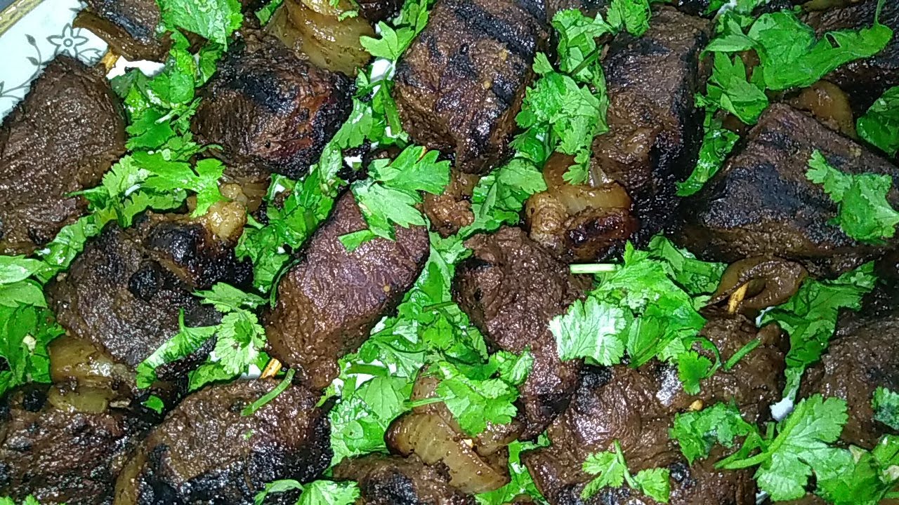 اللحمة المشوية او الكباب المشوى فى الفرن من غير عذاب والنتيجة هتبهرك👍
