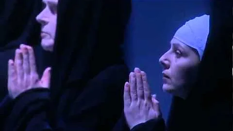 Benjamin Hulett as L'Aumnier / Dialogues des Carml...