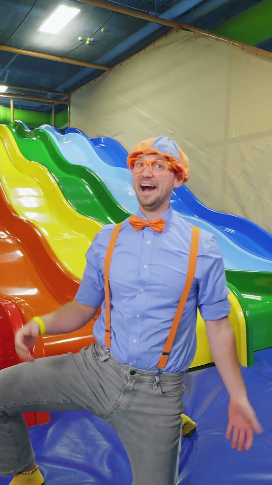 Learn Colors with Blippi? | Blippi Shorts | #shorts #blippi #blippimusic